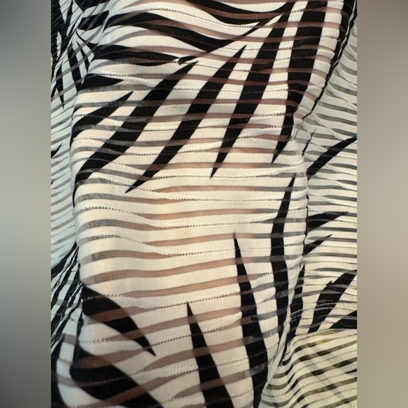 Portocruz Leaf Dress Swimsuit Cover-Up Size S - Picture 3 of 8